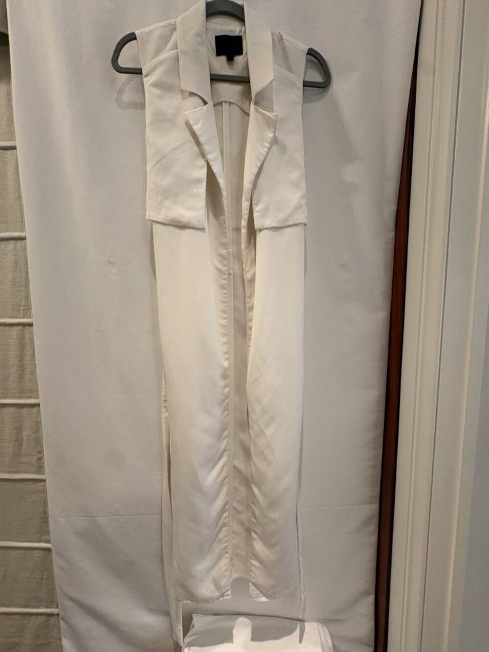 Intermix, White Sleeveless Trench | Size: M - Picture 5 of 9
